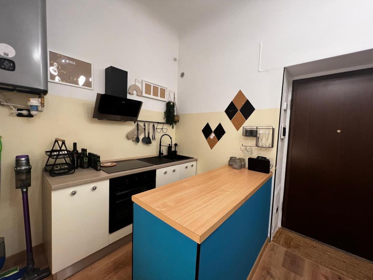 Appartement Regina Milano Ai Navigli - Sky Tv, Wifi And Breakfast Box Extérieur photo