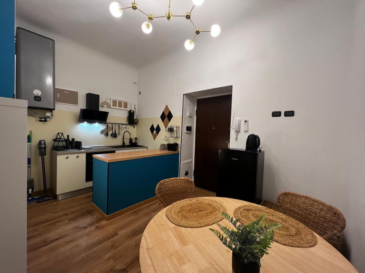 Appartement Regina Milano Ai Navigli - Sky Tv, Wifi And Breakfast Box Extérieur photo