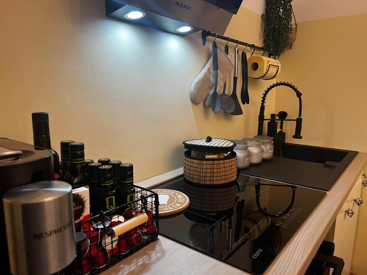 Appartement Regina Milano Ai Navigli - Sky Tv, Wifi And Breakfast Box Extérieur photo